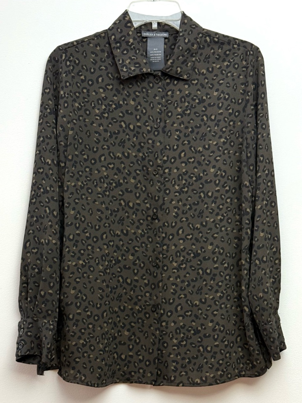 Chelsea & Theodore Black and Olive Gray Leopard Print Blouse